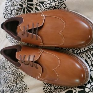 Stacy Addams brown dress shoes